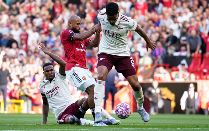 Hàng thủ vẫn là yếu tố chủ lực để Arsenal chinh phục ngai vàng Premier League