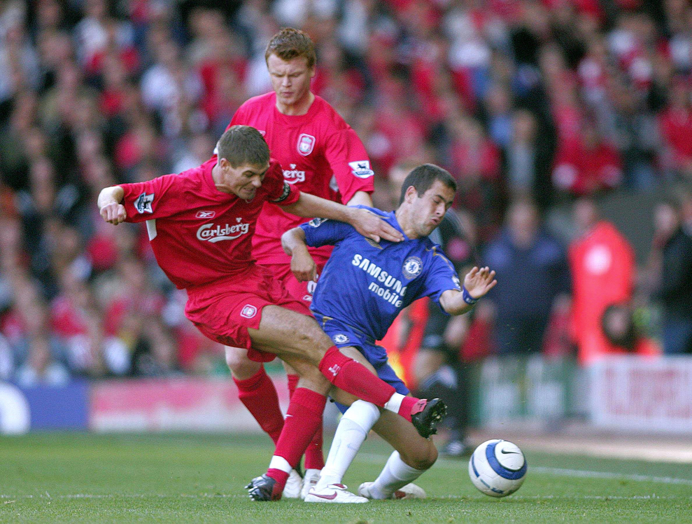 Gerrard tự bẻ quyết định gia nhập Chelsea của chính mình