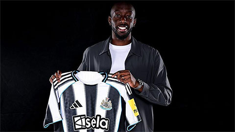 Newcastle kích nổ 'bom tấn' thứ 2 trong 3 ngày