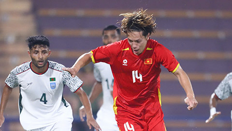 Viktor Lê ghi bàn đầu tiên cho Việt Nam: Ông Kim Sang Sik đúng!  Viktor Lê ghi bàn đầu tiên cho Việt Nam: Ông Kim Sang Sik đúng!