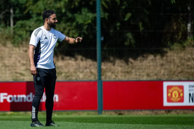 Amorim sẽ cho 10 cầu thủ tập thêm trong lúc nghỉ FIFA Days