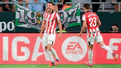 Cả La Liga chỉ còn Bilbao sánh ngang Real Madrid  Cả La Liga chỉ còn Bilbao sánh ngang Real Madrid