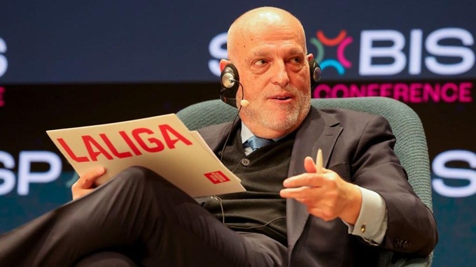 Chủ tịch La Liga, Javier Tebas không lo lắng khi La Liga tụt hạng trong danh sách các giải chi nhiều nhất trên TTCN