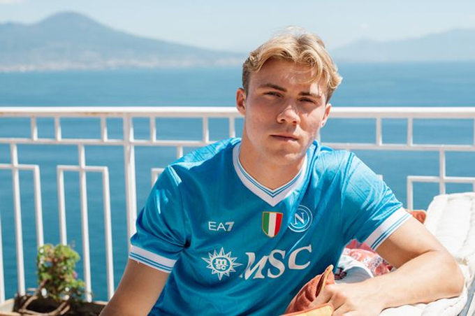 Hojlund được kỳ vọng sẽ thi đấu thành công tại Napoli như McTominay