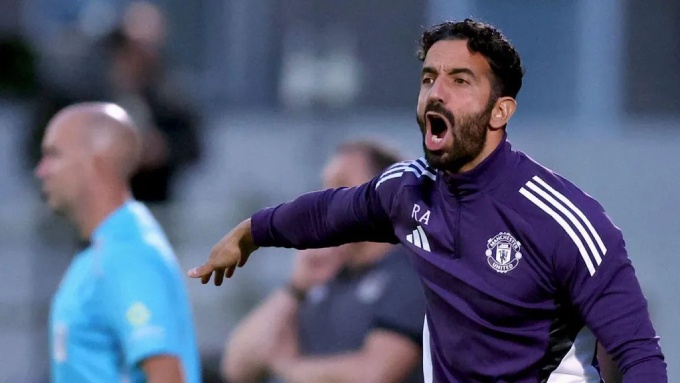 Amorim có thể giúp MU thắng Man City và Chelsea?