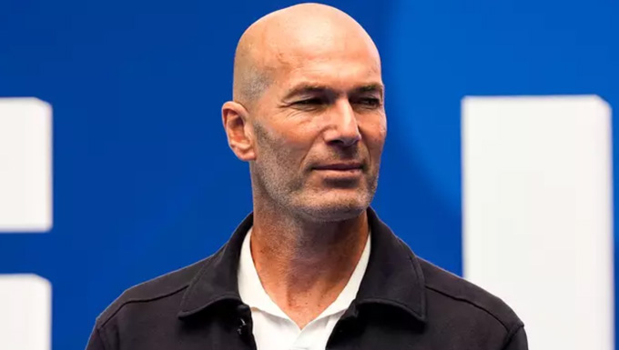 Zidane vẫn sẽ chờ nhận việc ở tuyển Pháp