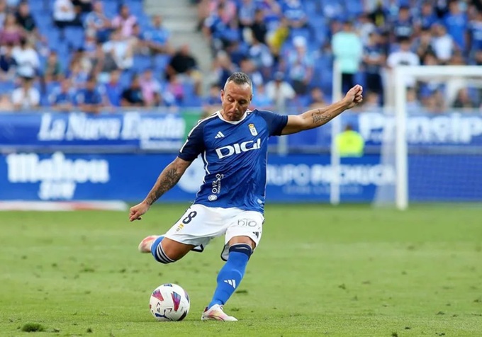 Santi Cazorla được xem là nguồn cảm hứng tại Oviedo