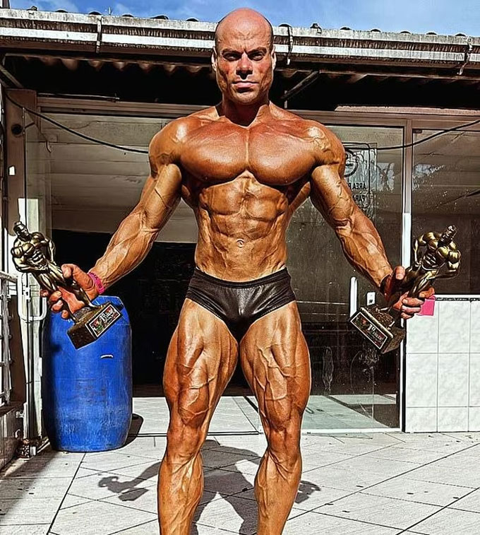 Valter de Vargas Aita là VĐV thể hình nổi tiếng