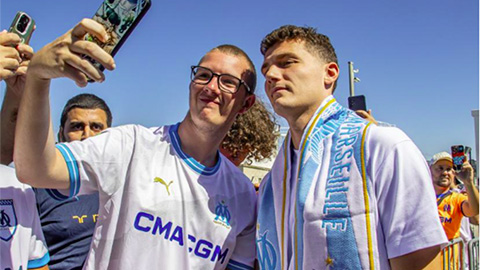 Pavard yêu Marseille từ bé  Pavard yêu Marseille từ bé