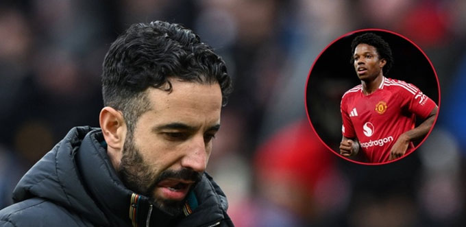 HLV Amorim buộc phải điền tên Malacia vào danh sách dự Premier League sau khi không đẩy được anh đi đâu