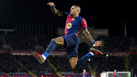 Ở Barca, chỉ 'Ngài Raphinha' được phép đi tập muộn  Ở Barca, chỉ 'Ngài Raphinha' được phép đi tập muộn