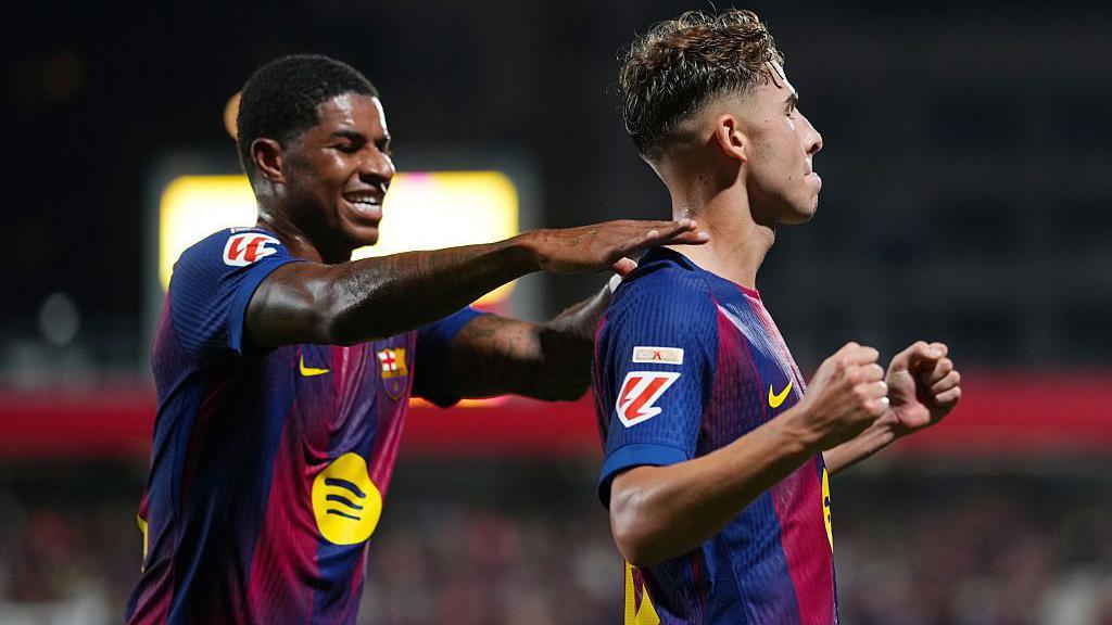 Rashford cũng rất triển vọng khi chơi năng nổ với tốc độ kinh ngạc và khả năng di chuyển trong trạng thái 1 đối 1 