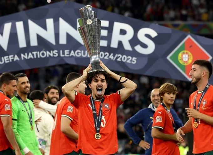 Tiền vệ Vitinha của ĐT Bồ Đào Nha và PSG cũng có thể là cái tên gây bất ngờ trong đêm Gala