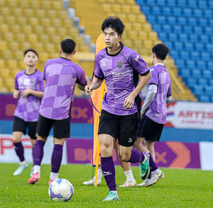 CLB Becamex TP.HCM chuẩn bị thi đấu với CLB Công an TP.HCM - Ảnh: Becamex TP.HCM 