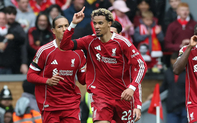 Liverpool tiếp tục thắng ở Premier League