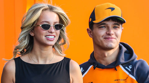 Siêu sao F1 công khai bạn gái siêu mẫu, nhan sắc tựa nữ thần  Siêu sao F1 công khai bạn gái siêu mẫu, nhan sắc tựa nữ thần