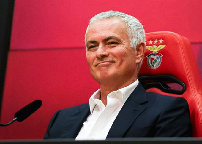 Jose Mourinho kiếm được bộn tiền sau những lần bị sa thải