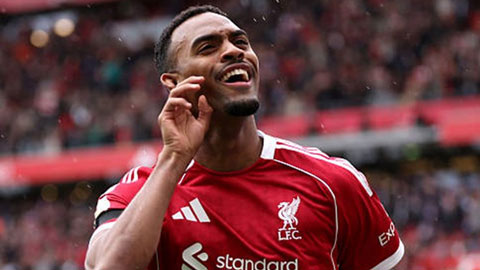 Đã đến lúc công nhận Ryan Gravenberch là tiền vệ hay nhất Premier League  Đã đến lúc công nhận Ryan Gravenberch là tiền vệ hay nhất Premier League