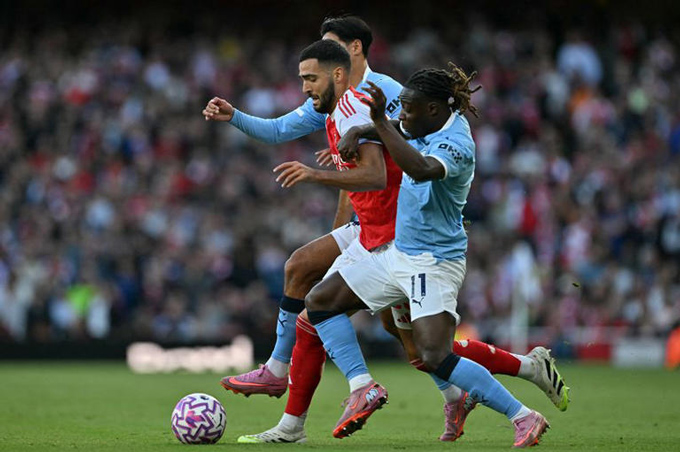 Arteta chọn Merino đá chính trước Man City để tăng cường khả năng phòng ngự