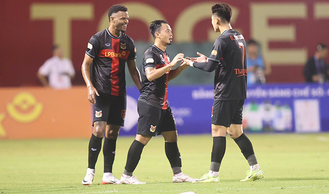 Ninh Bình chắc chắn sẽ là đối thủ đáng gờm trong cuộc đua vô địch V.League năm nay - Ảnh: Đức Cường 