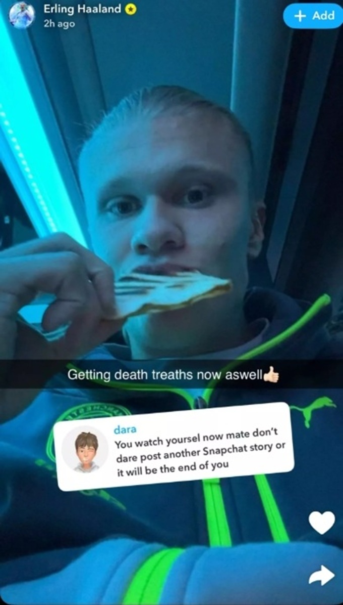 Haaland chụp ảnh màn hình tin nhắn đe dọa của CĐV Arsenal