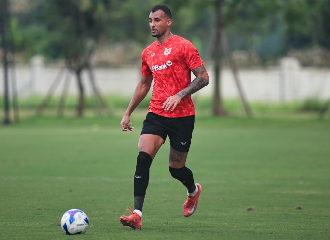 Janclesio chưa được ra sân trong màu áo Ninh Bình ở mùa 2025/26