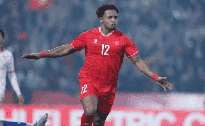 Giá trị Xuân Son giảm xuống sau gần 1 năm không chơi bóng 