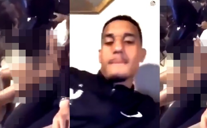 Clip đồng đội "thẩm du" được Saliba đưa lên mạng