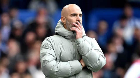 BLĐ Chelsea vào phòng thay đồ để sa thải Maresca?  BLĐ Chelsea vào phòng thay đồ để sa thải Maresca?