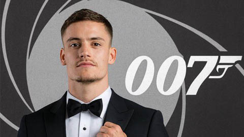 Florian Wirtz vào vai 'điệp viên 007' ở Liverpool  Florian Wirtz vào vai 'điệp viên 007' ở Liverpool