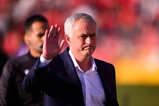 Mourinho bị cáo buộc dàn xếp tỷ số