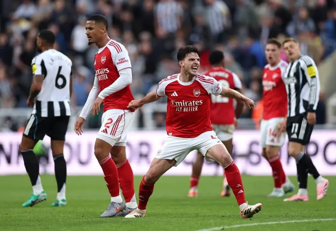 Arsenal đã cho thấy bản lĩnh trước Newcastle