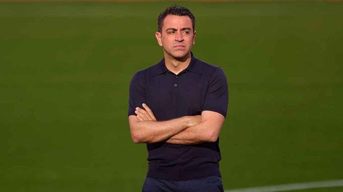 Al Ittihad nhắm Xavi Hernandez thay Blanc