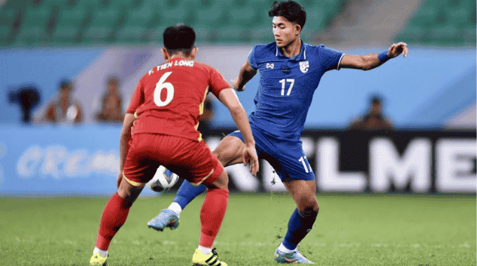 Sự vắng mặt của Suphanat là mất mát lớn với tuyển Thái Lan. (Ảnh: FAT)