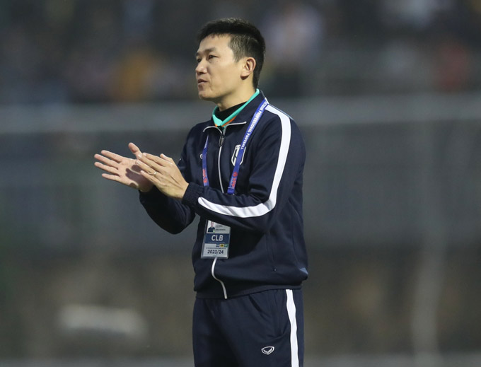 HLV Phan Như Thuật vừa chia tay SLNA cách đây không lâu 