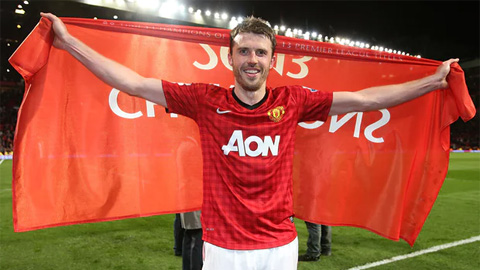  Carrick hứa hẹn thay đổi ngay lập tức 3 điều tại MU nếu thế chỗ Amorim