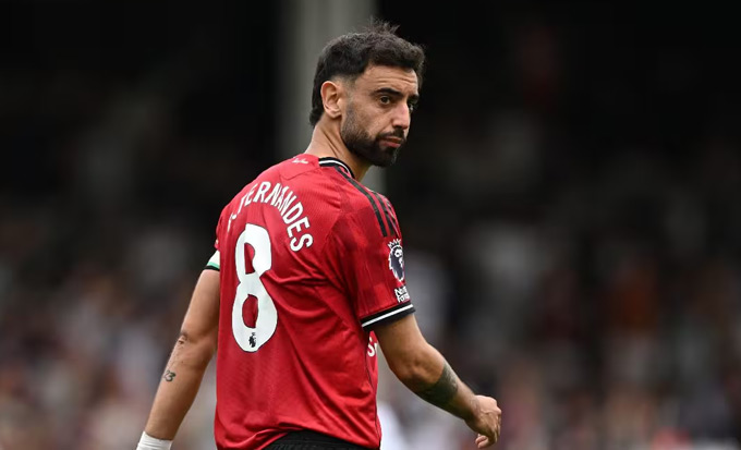 MU nên bán Fernandes nếu được giá