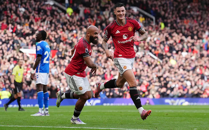 MU đã chơi 45 phút đầu tiên rất tốt trước Sunderland