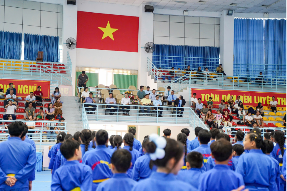 Giải thu hút hơn 150 vận động viên của 14 đơn vị trên địa bàn Thành phố Hồ Chí Minh sôi nổi tranh T