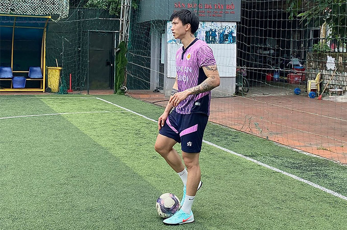 Văn Hậu đã trở lại tập luyện bình thường với CAHN hơn nửa tháng qua 