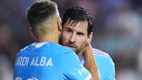 Lionel Messi lập hat-trick kiến tạo, Inter Miami thắng đậm trở lại Top 3  Lionel Messi lập hat-trick kiến tạo, Inter Miami thắng đậm trở lại Top 3