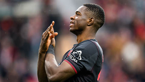 Leverkusen bay cao khó tin sau khi sa thải Ten Hag  Leverkusen bay cao khó tin sau khi sa thải Ten Hag