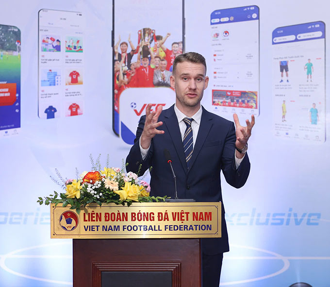 Ông Samuel Arnald - Tổng giám đốc Fanzeal International chia sẻ