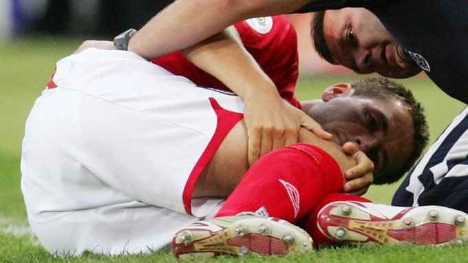 Owen lo lắng sau chấn thương tại World Cup 2006