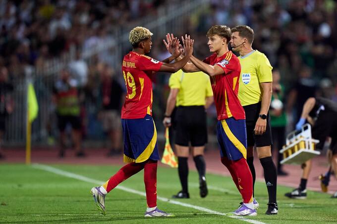 Tương lai của ĐT Tây Ban Nha thuộc về những cầu thủ trẻ như Lamine Yamal và Jesus Rodriguez, đồng đội 19 tuổi của Morata ở Como