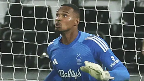 Thủ môn dự bị của Nottingham bất ngờ được gọi lên tuyển Brazil  Thủ môn dự bị của Nottingham bất ngờ được gọi lên tuyển Brazil