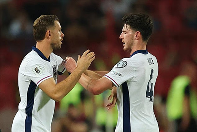 Rice và Henderson có thể được trao cơ hội đeo băng thủ quân ĐT Anh