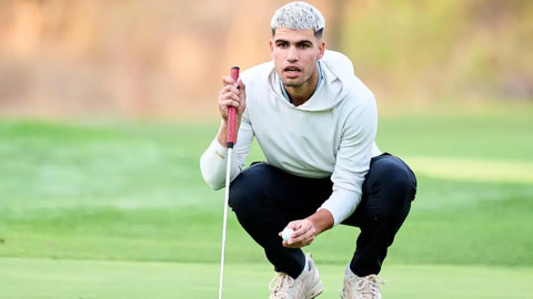 Carlos Alcaraz khiến khán giả Trung Quốc phẫn nộ: Bỏ Thượng Hải Masters đi đánh golf  Carlos Alcaraz khiến khán giả Trung Quốc phẫn nộ: Bỏ Thượng Hải Masters đi đánh golf