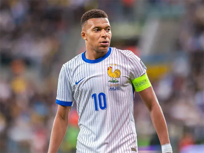 Mbappe lãnh trách nhiệm sút phạt 11m ở cả CLB lẫn ĐTQG