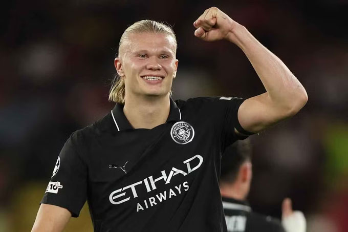 Haaland trong màu áo Man City